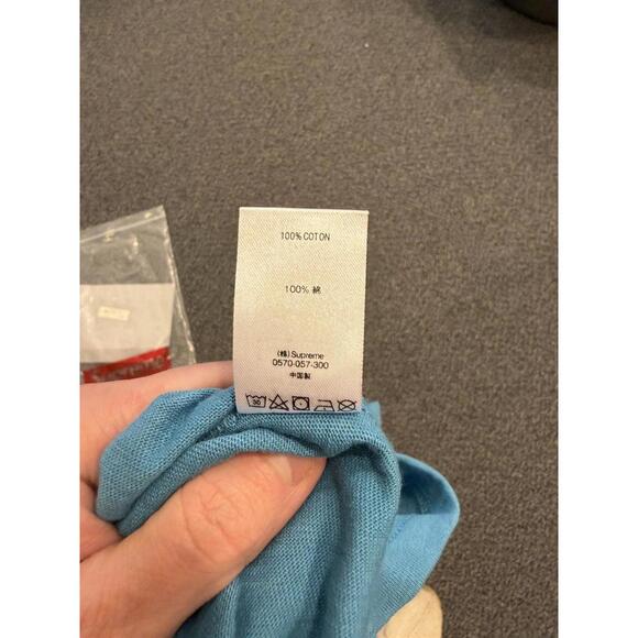 Supreme Small Box Logo Pocket Tee - Picture 7 of 7